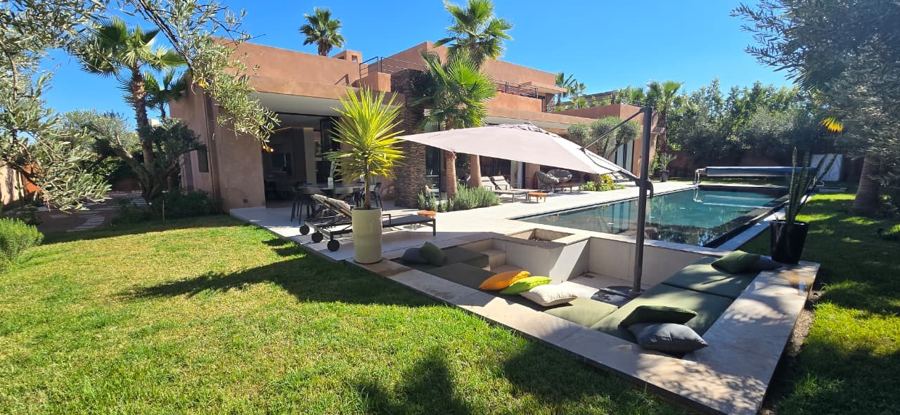 Villa image