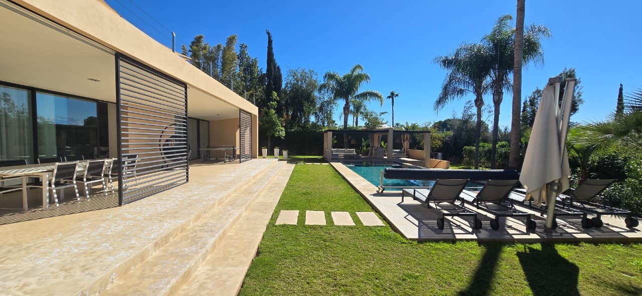 Villa image
