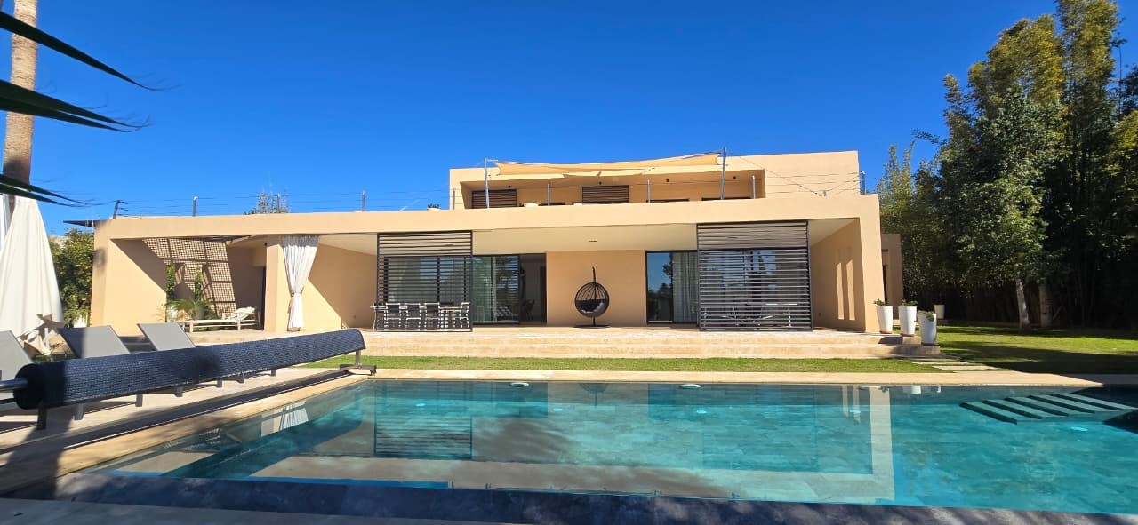 Villa image