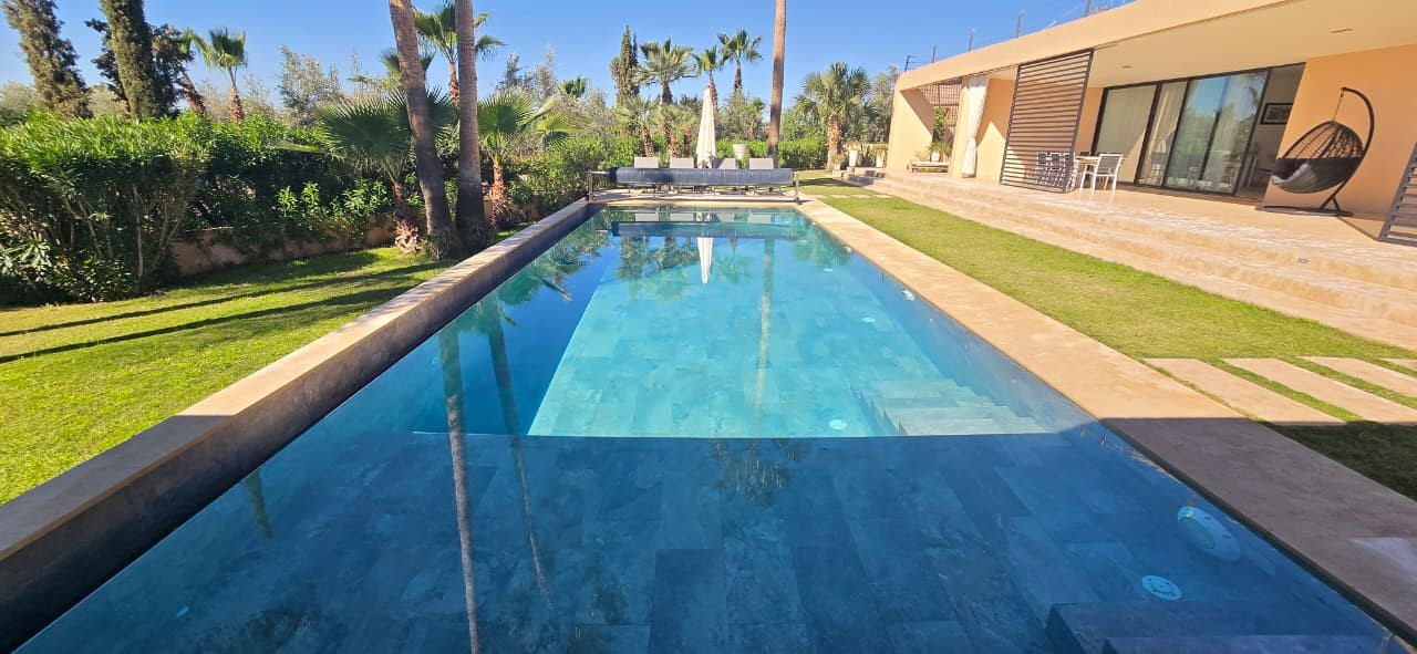 Villa, Amelkis area