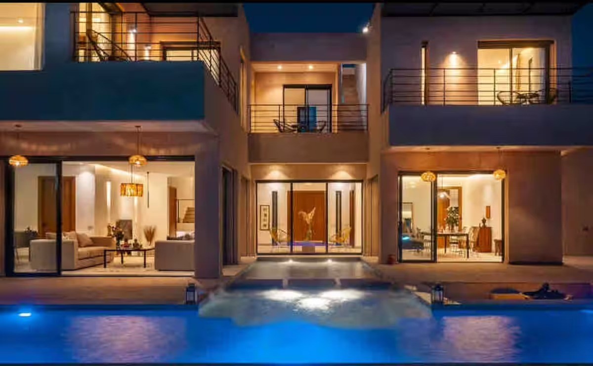 Villa, Amelkis area