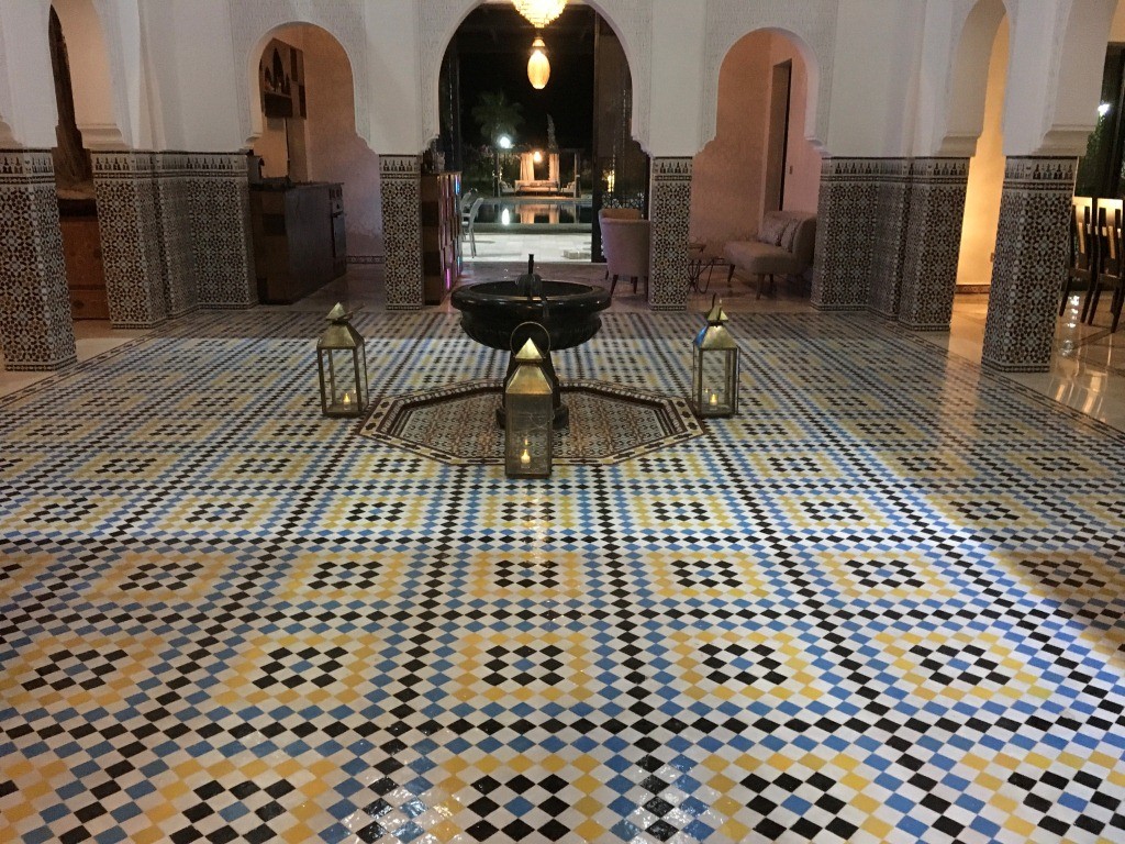 Villa, Route d'Amizmiz