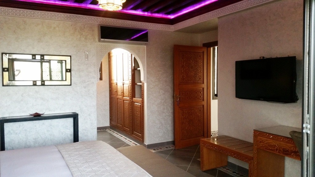 Villa, Route d'Amizmiz