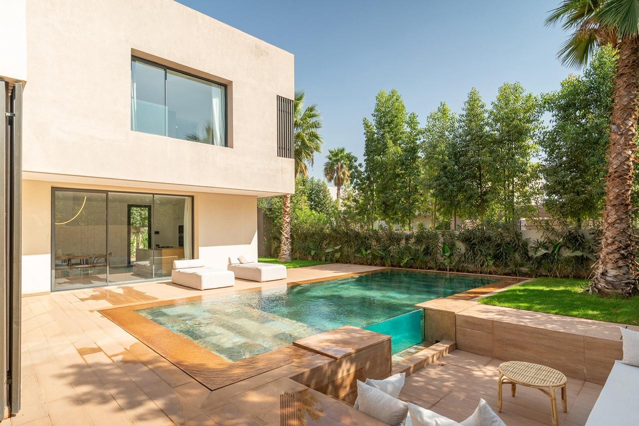 Villa image