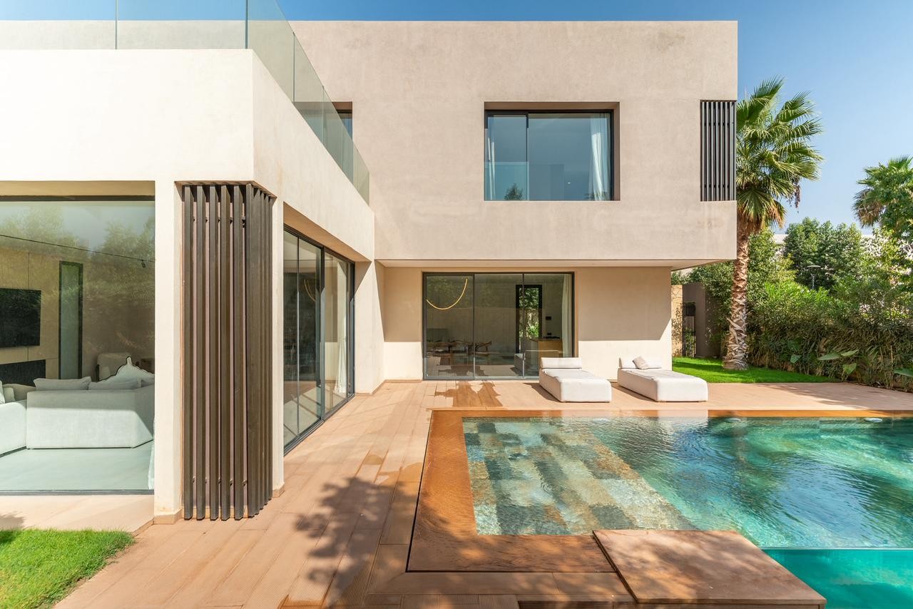 Villa image