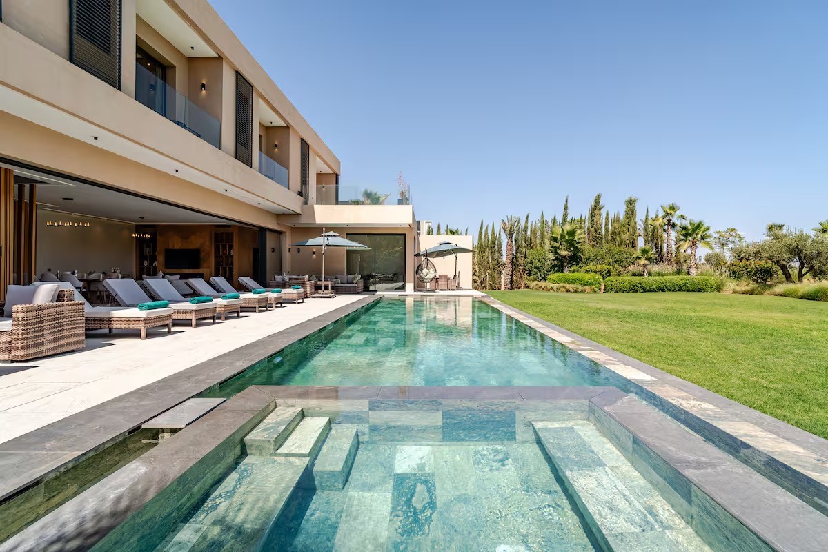 Villa image