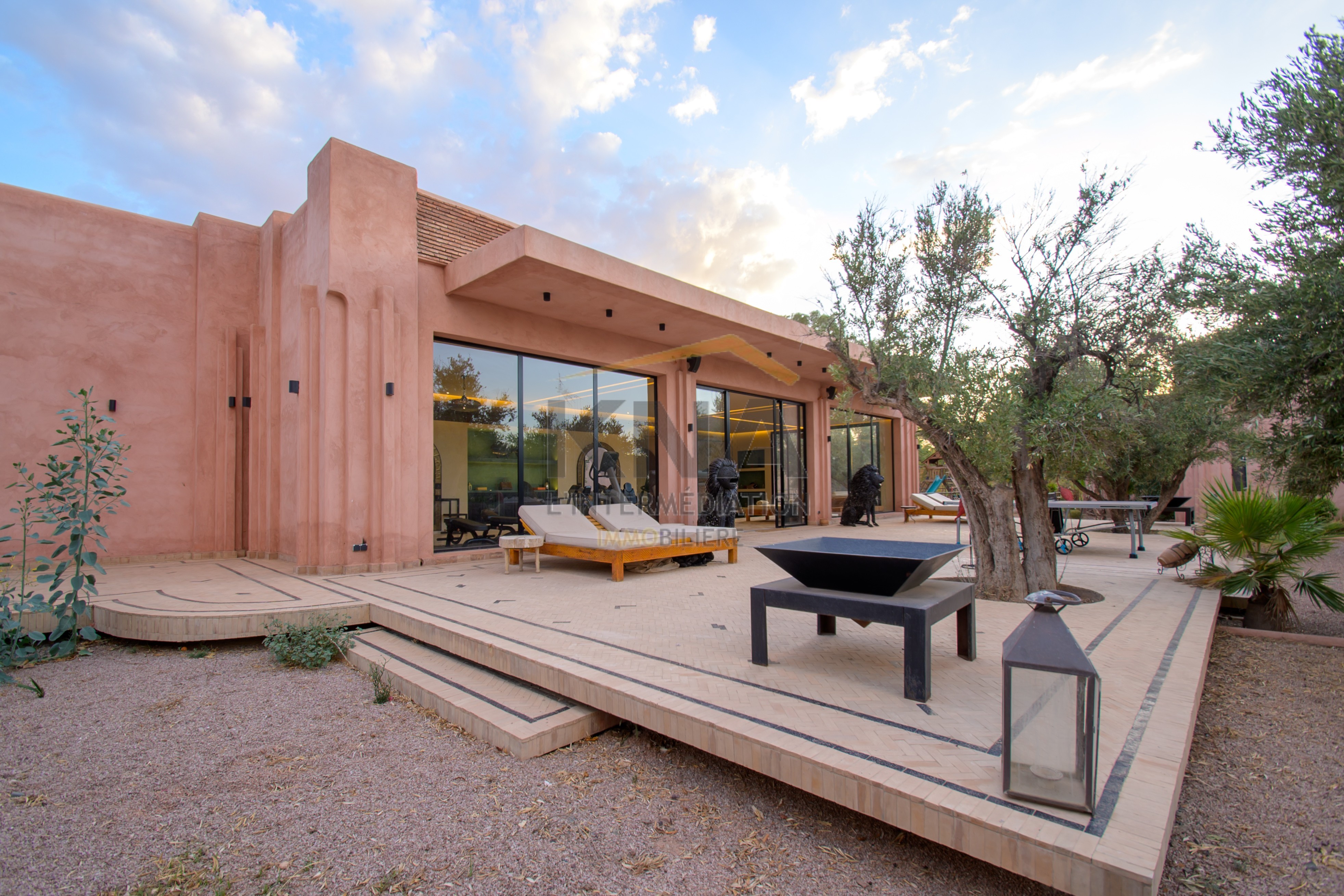 Villa image