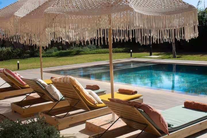Villa, Road to Fes